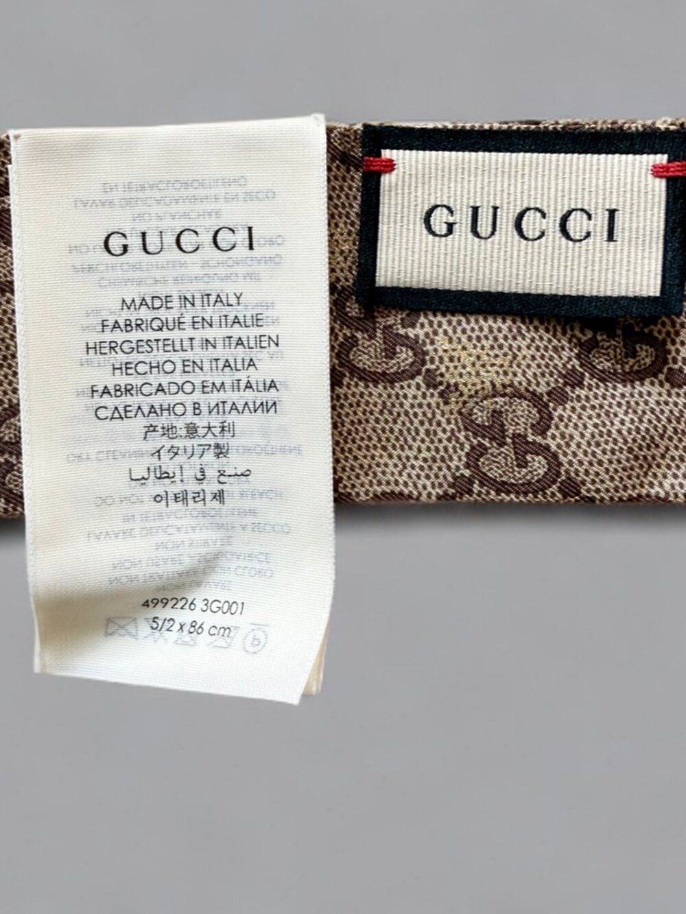 Gucci Gold Beige GG Supreme Monogram Bee Neck Bow Silk Scarf - Picture 6 of 7